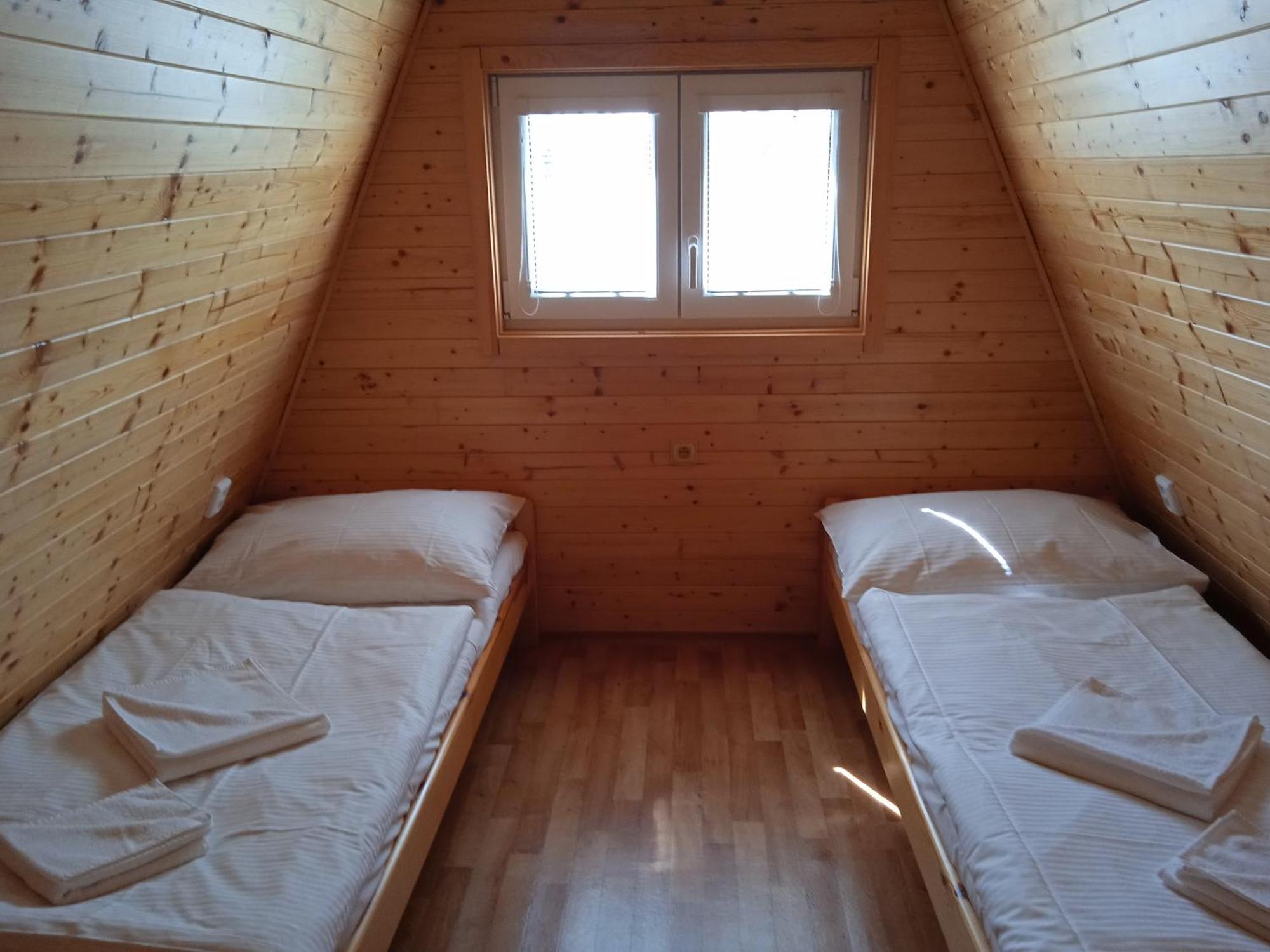 Chatky Sazava Lodge *